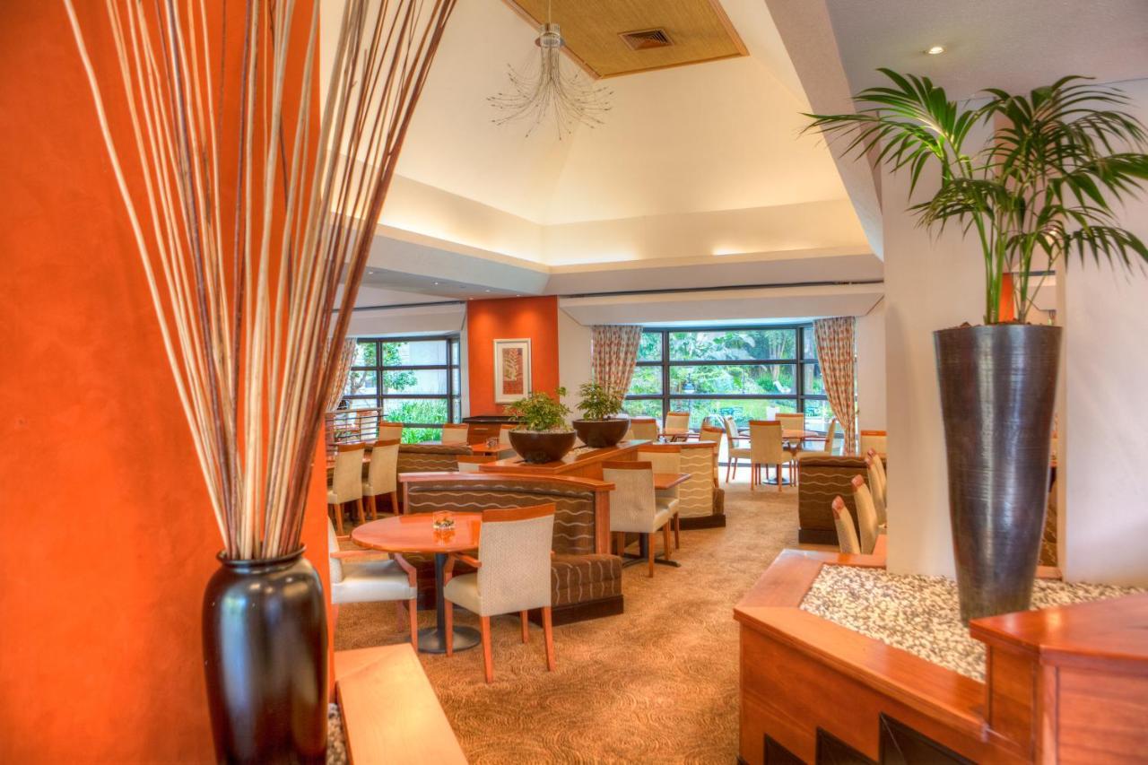 City Lodge Hotel Sandton, Katherine Street Йоханесбург Екстериор снимка