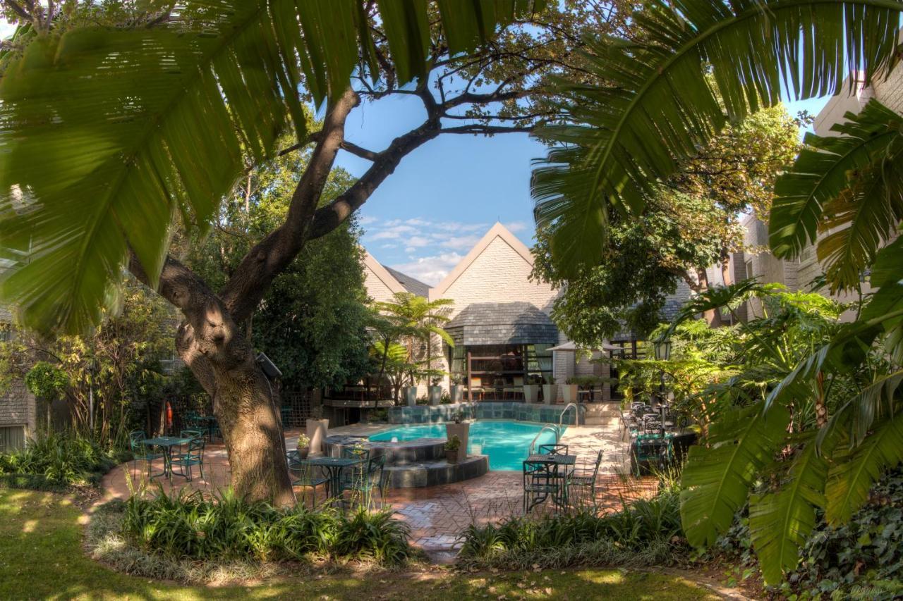 City Lodge Hotel Sandton, Katherine Street Йоханесбург Екстериор снимка