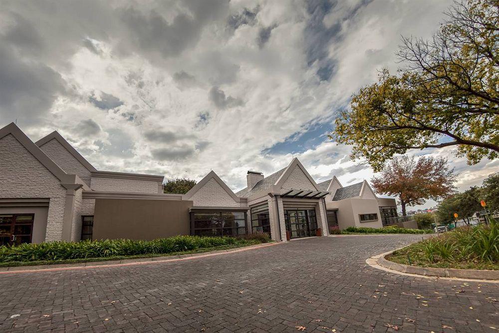 City Lodge Hotel Sandton, Katherine Street Йоханесбург Екстериор снимка