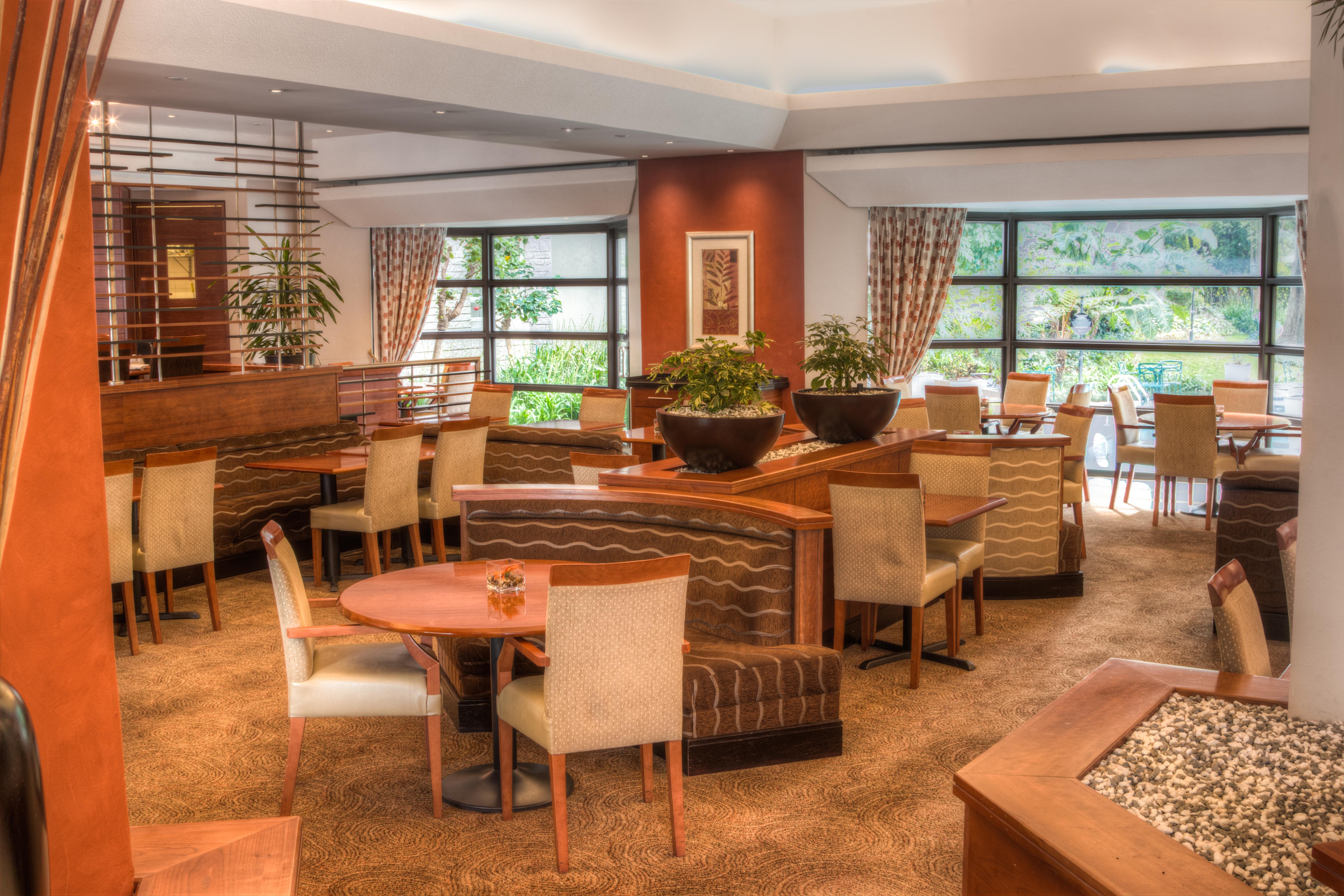City Lodge Hotel Sandton, Katherine Street Йоханесбург Екстериор снимка