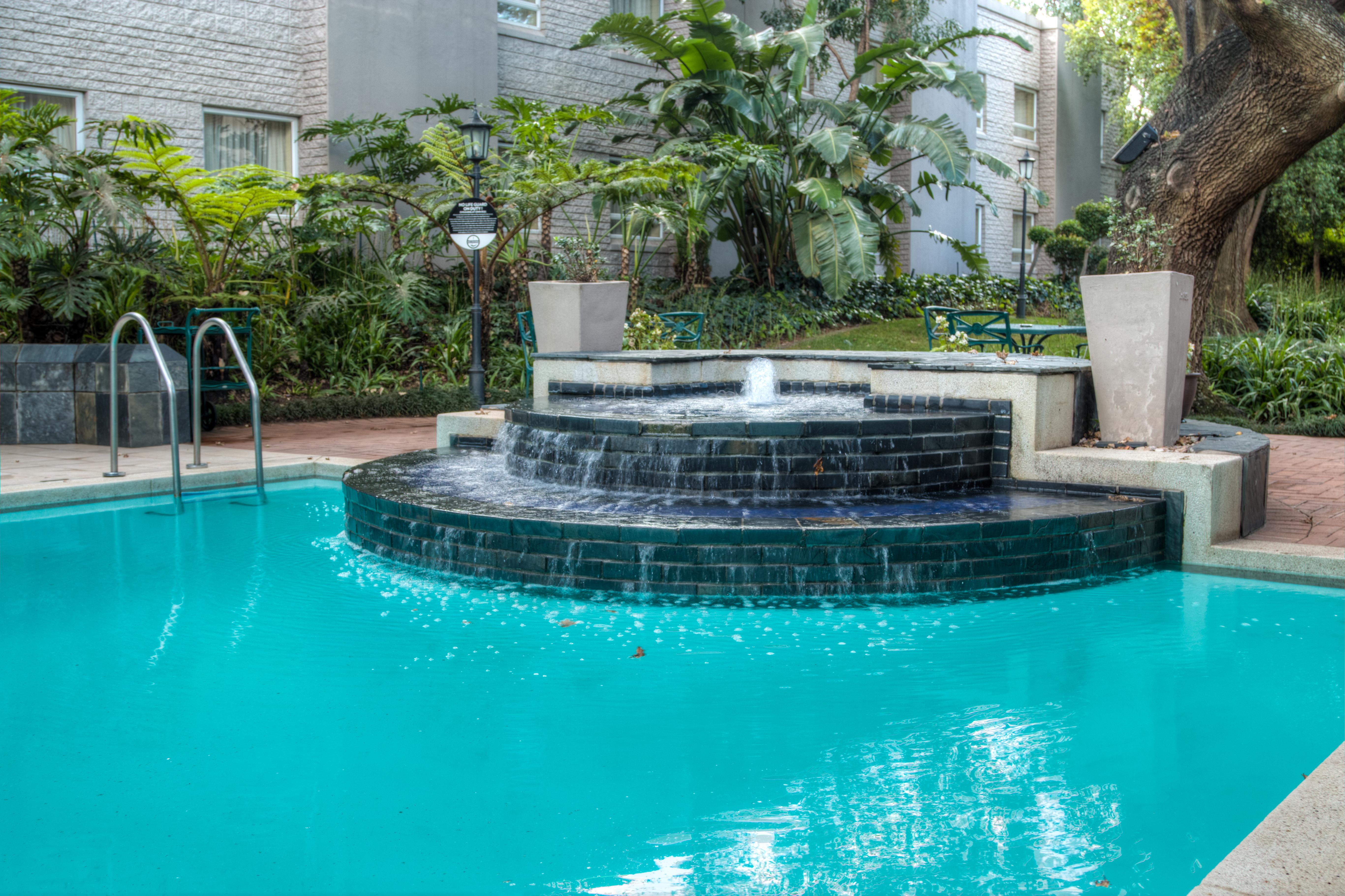 City Lodge Hotel Sandton, Katherine Street Йоханесбург Екстериор снимка